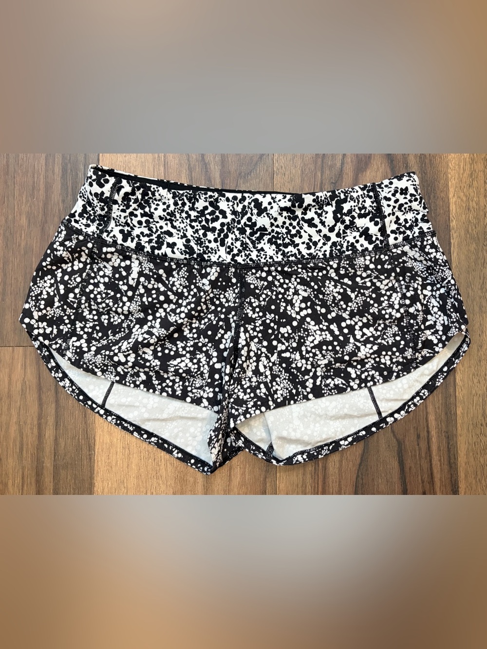 Lululemon Speed Up Low-Rise Short 2.5"